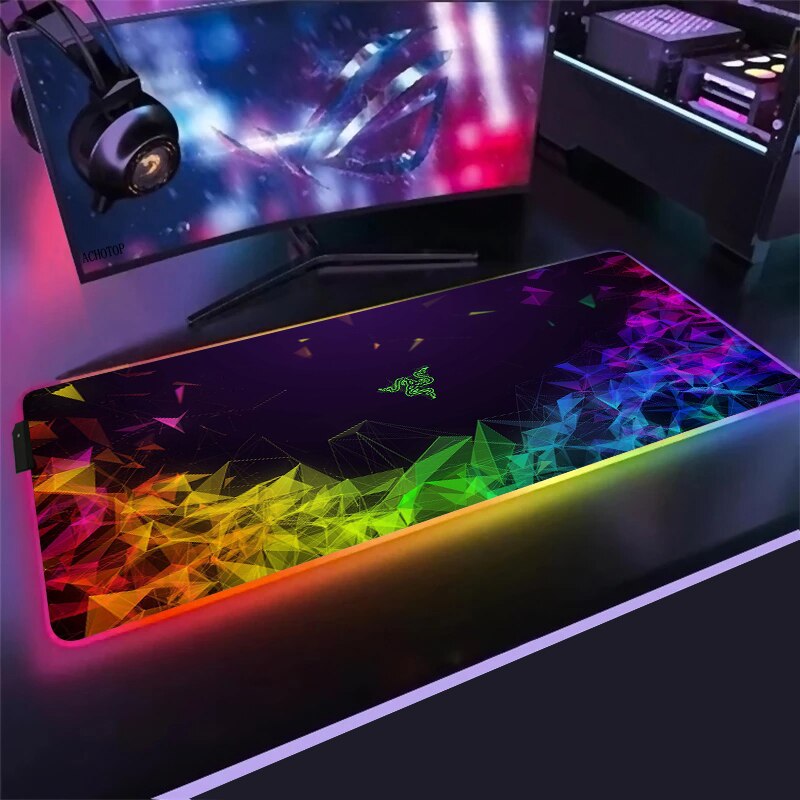 Razer RGB Large 900x400mm Gaming Mousepad - Image 2